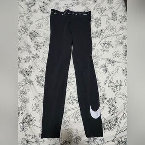 Nike leggings with swoosh waistband size medium